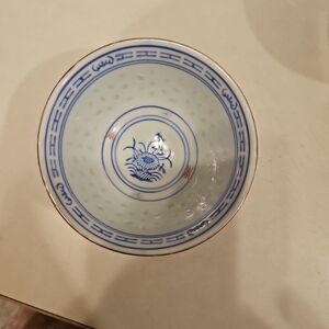 Blue and White Porcelain Rice Bowl - Classic Floral Pattern